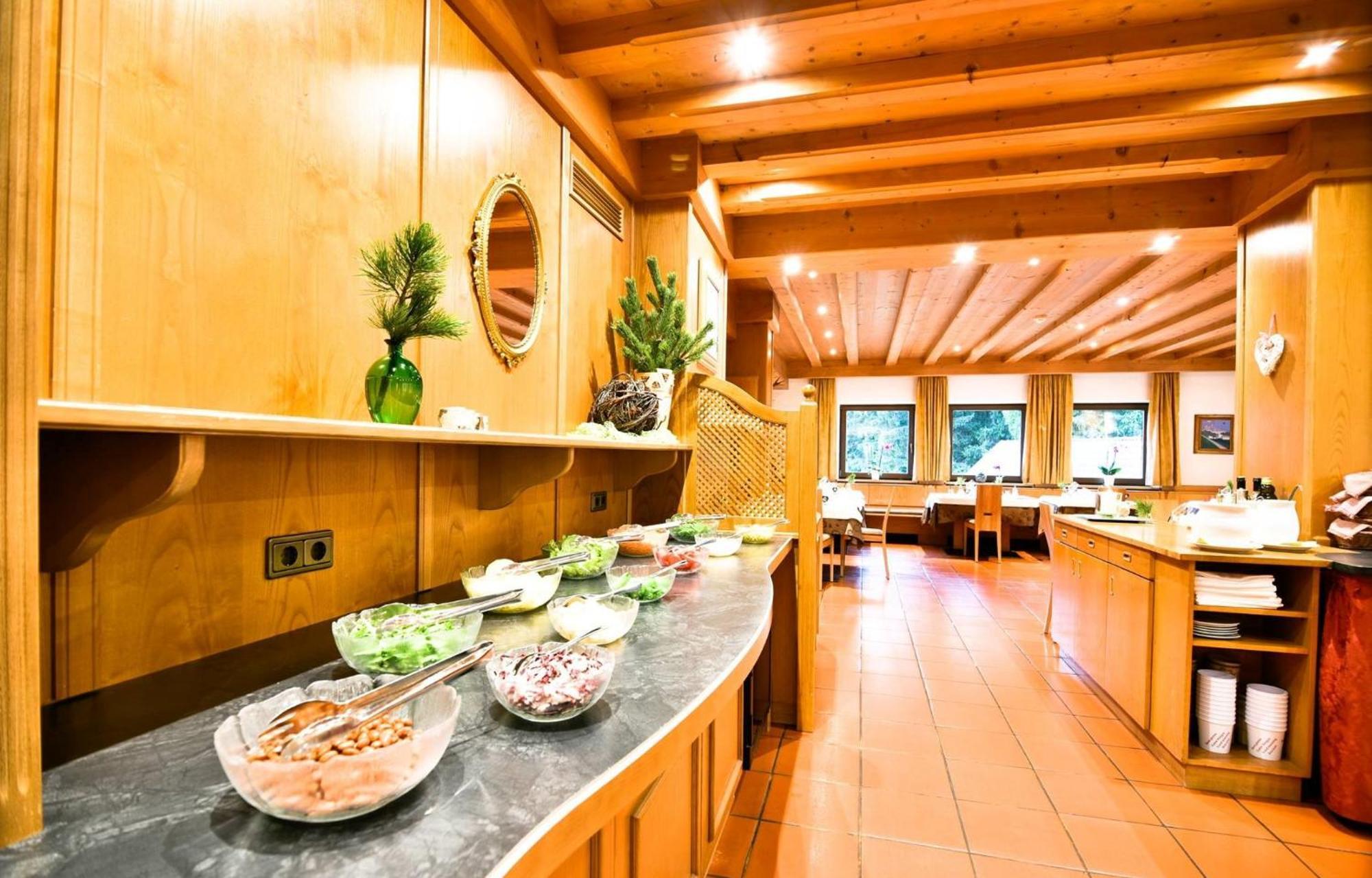 Berghotel Zum Zirm Collalbo Zewnętrze zdjęcie