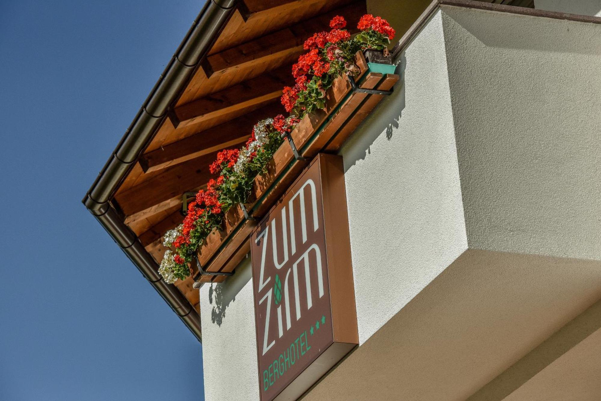 Berghotel Zum Zirm Collalbo Zewnętrze zdjęcie